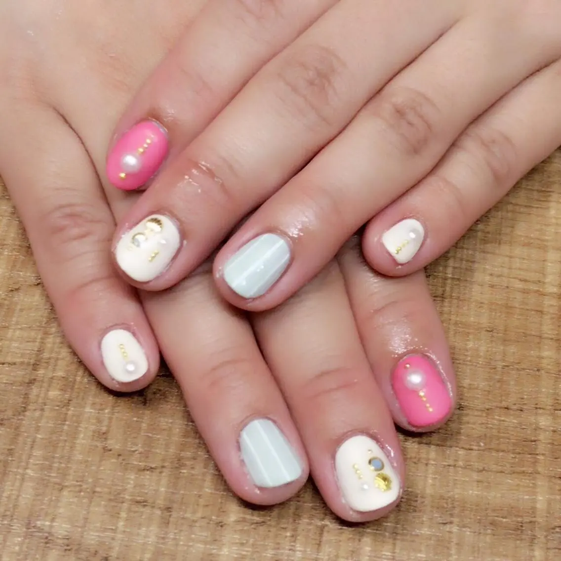 ネイル アートネイル 安藤 Charlotteのネイルデザイン