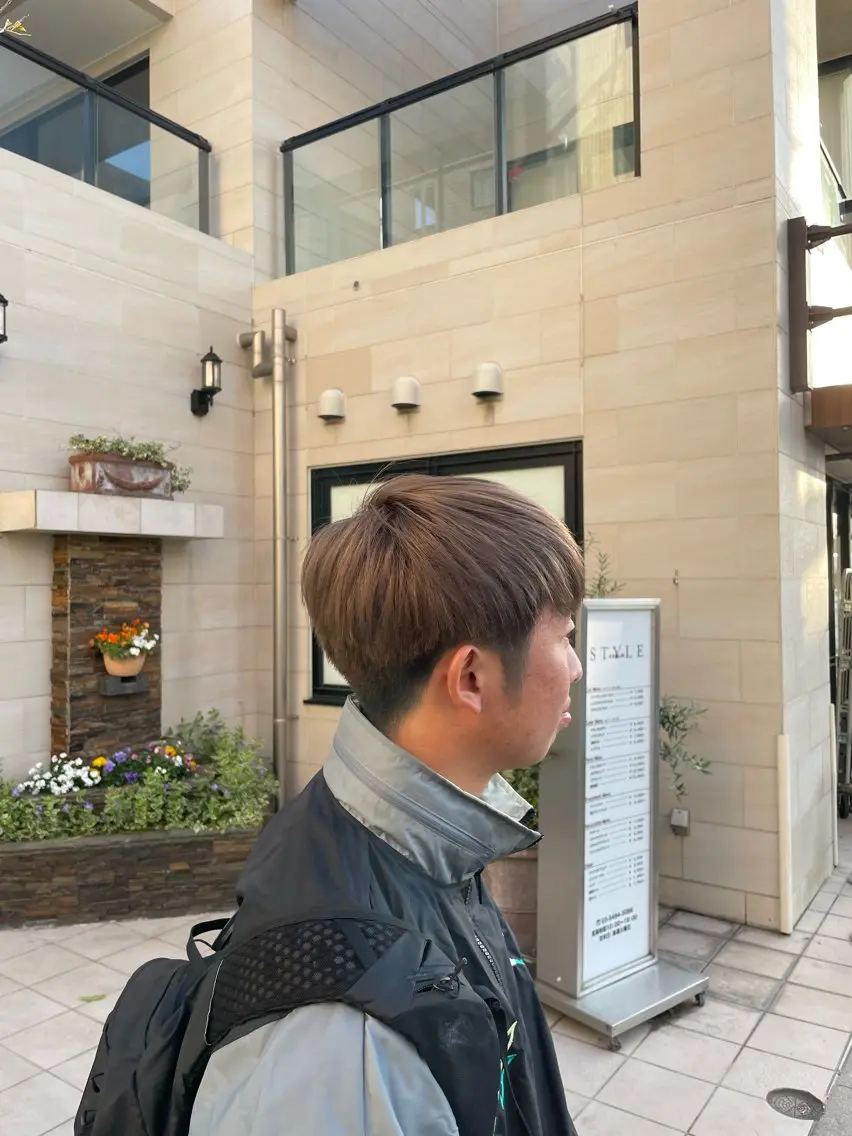 カラー メンズ グレージュ 辻野 光希のヘアスタイル