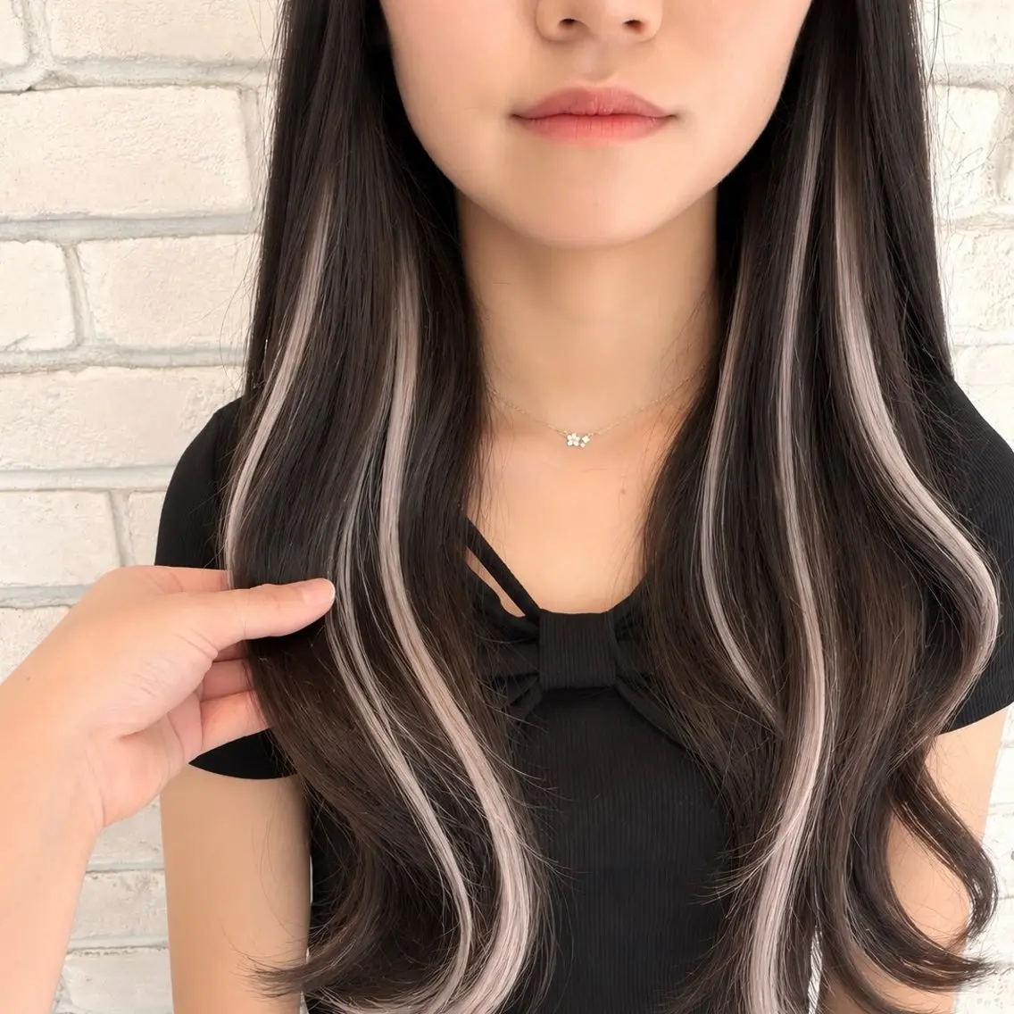 【🩷染めずにイメチェン🩷】インナーポイントエクステ6本🌺の写真