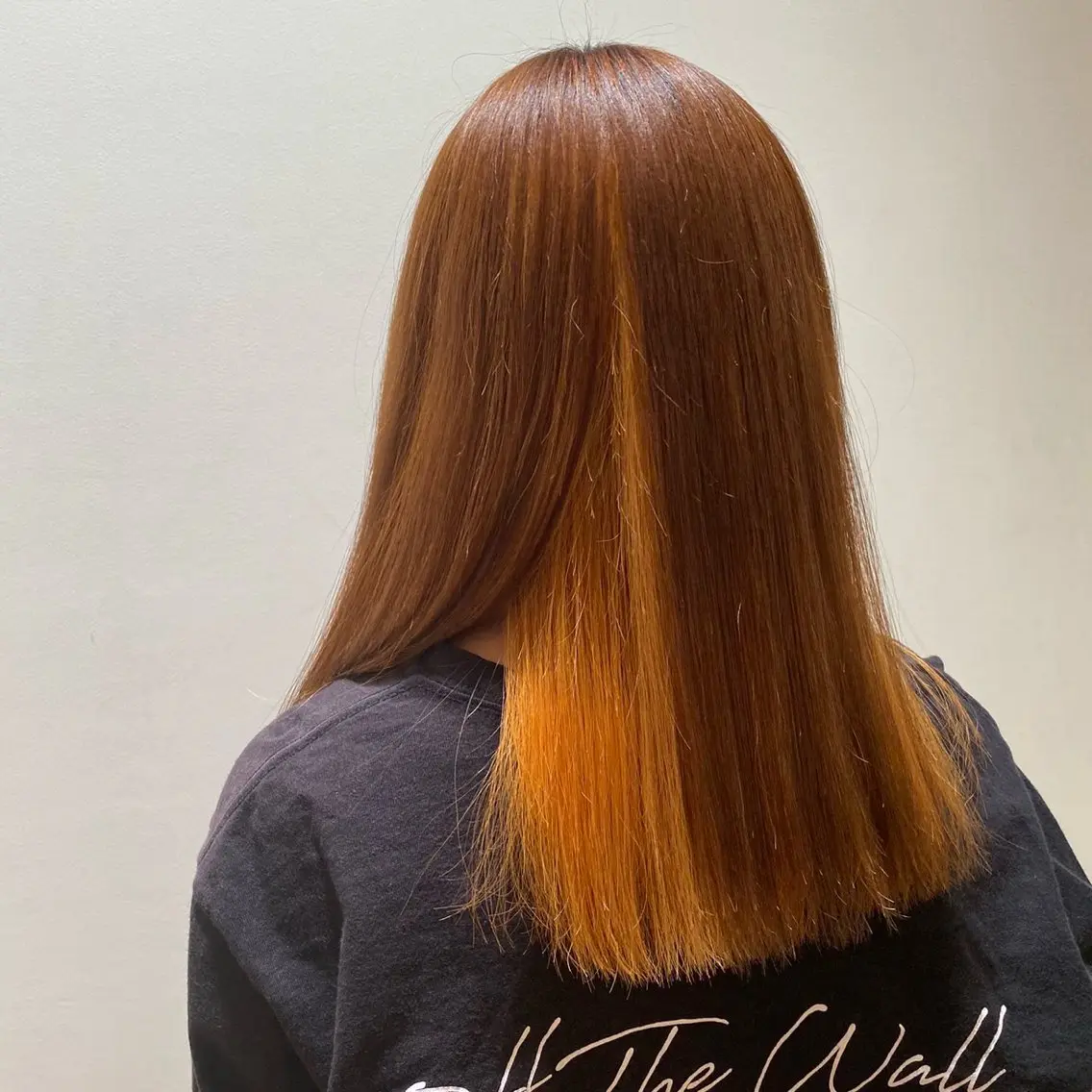 セミロング カラー ブリーチ オレンジ 🥀HARUKA 🥀のヘアスタイル