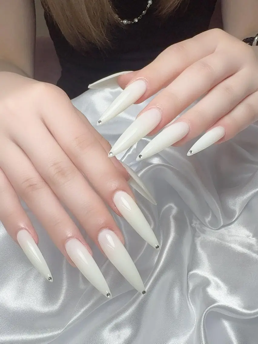 ネイル フットネイル フレンチネイル グラデーション 韓国ネイル マグネットネイル ハンドネイル ハンドケア Hara Nail 【持ち込みOK】のネイルデザイン