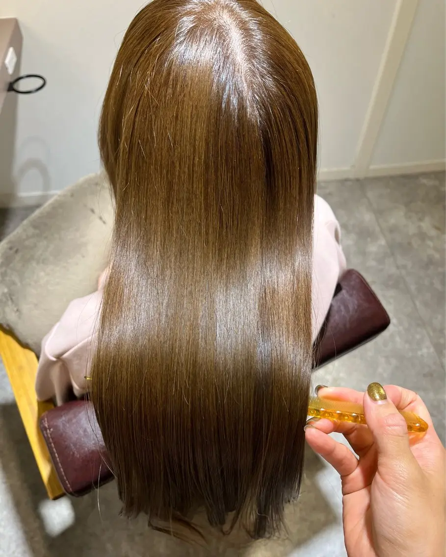 カラー ベージュカラー カット ヘアカラー 堀越 エリのヘアスタイル