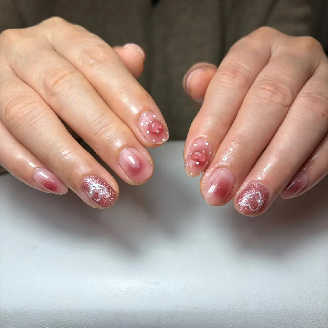 ネイル チークネイル フレンチネイル グラデーション 韓国ネイル マグネットネイル Hana Nailのネイルデザイン