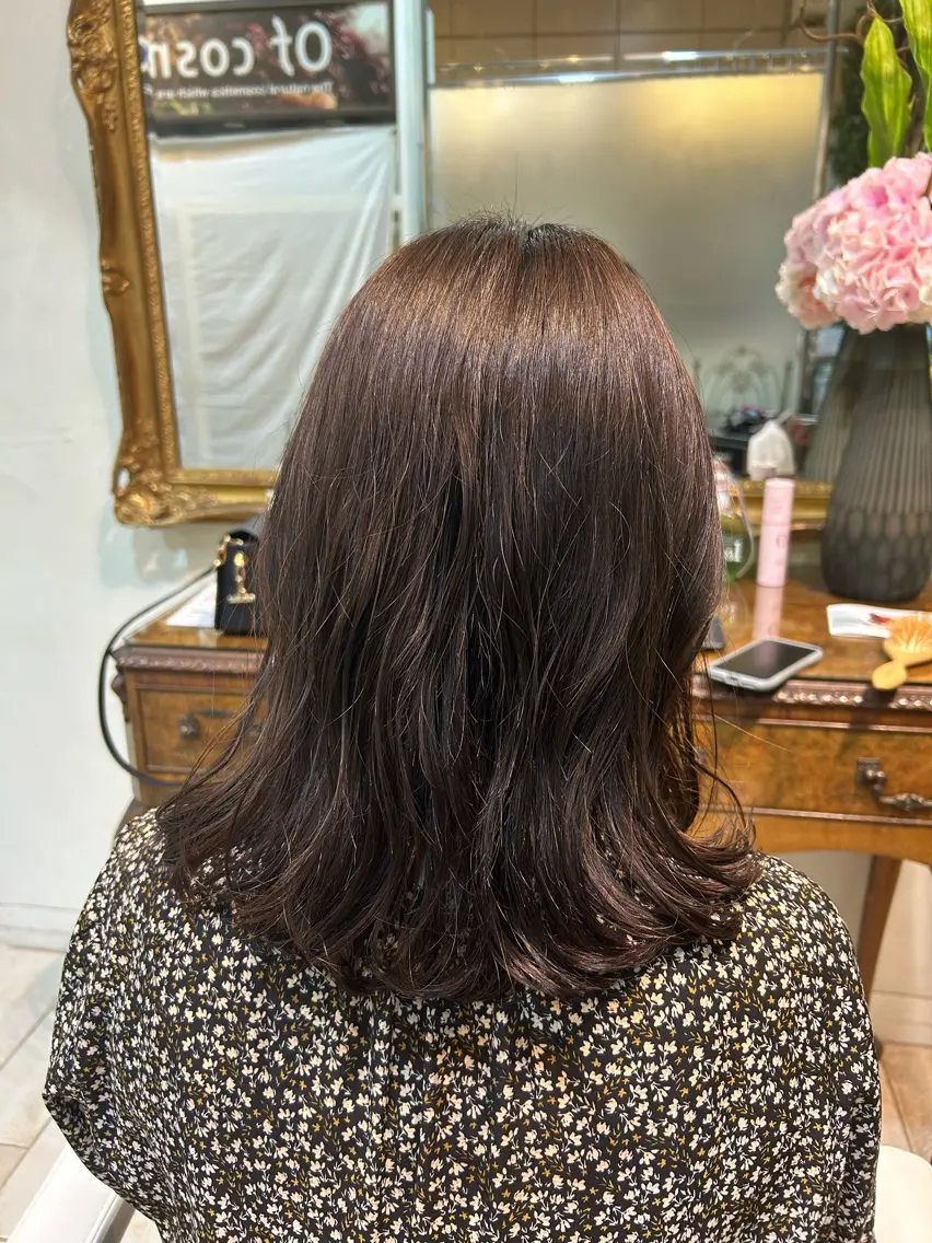 ミディアム タテイシ アサノのヘアスタイル