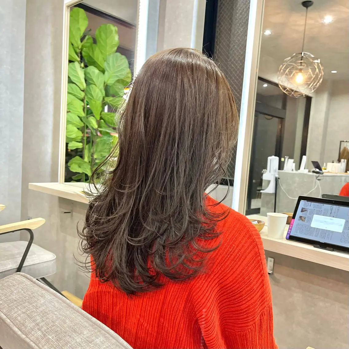 ミディアム カラー カット ヘアカラー トリートメント 一ノ瀬 暁のヘアスタイル