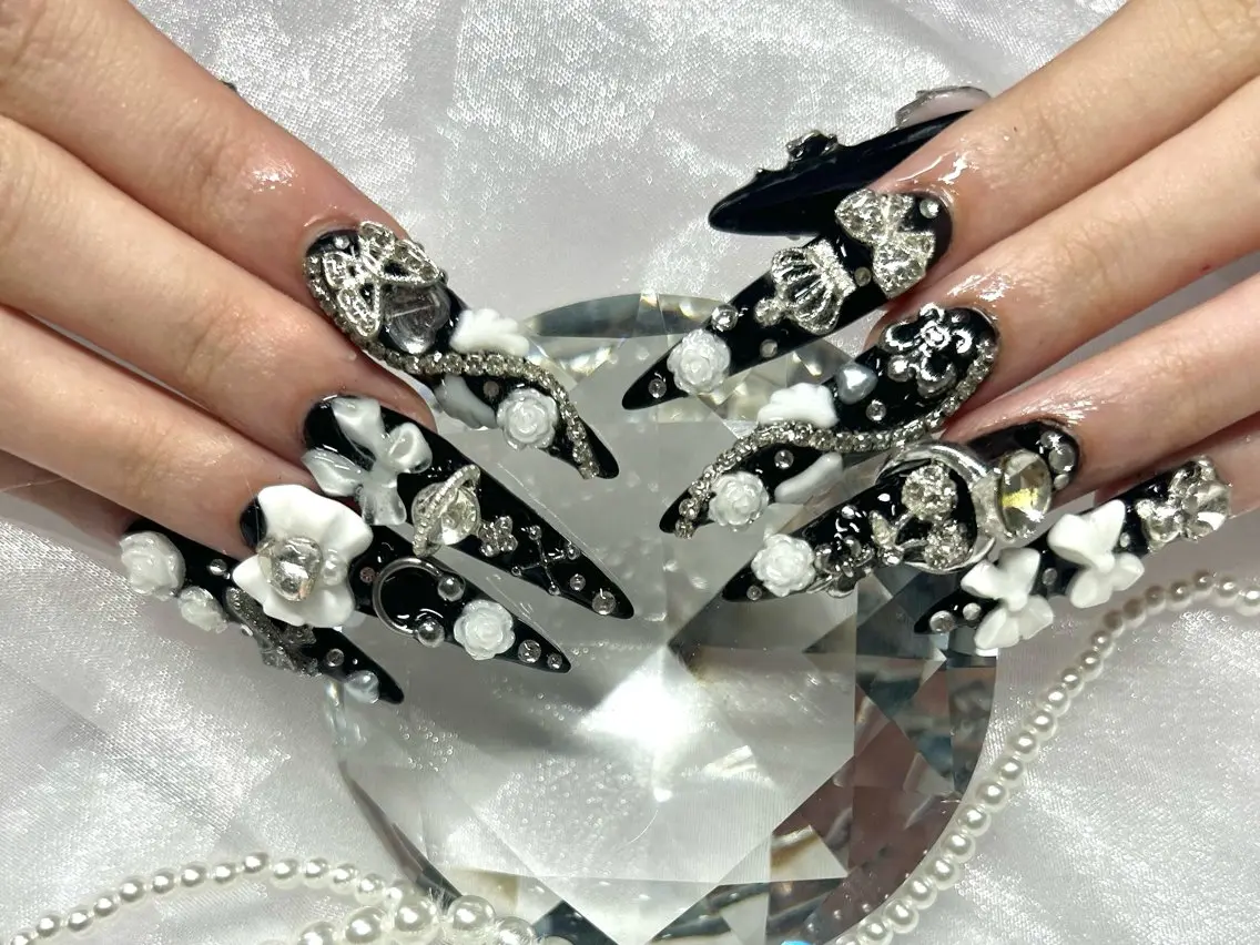 ネイル ハンドネイル nailsalon AXIAのネイルデザイン