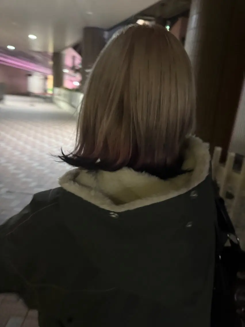 ショート カラー グラデーションカラー 舘山 みらいのヘアスタイル