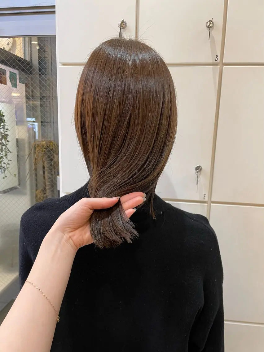 セミロング カット mao♡ベージュ/ 顔周りカットのヘアスタイル