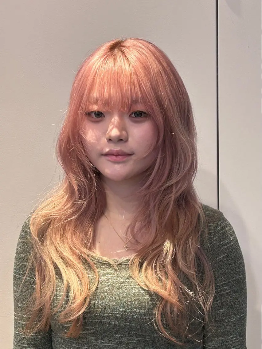 セミロング カラー カット ヘアカラー ナチュラル大人っぽい スタイル　MAORIのヘアスタイル