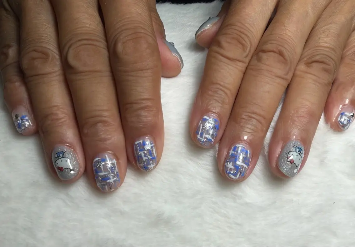 ネイル ハンドネイル 🎀NAIL RONI🎀のネイルデザイン