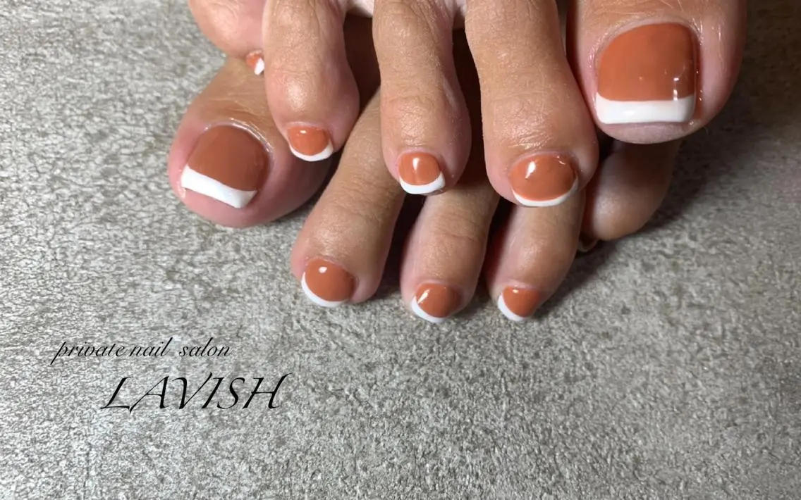 ネイル 氷ネイル・うるうるネイル 韓国ネイル ニュアンスネイル ワンカラーネイル 春ネイル LAVISH 大和店 emi・:*+のネイルデザイン