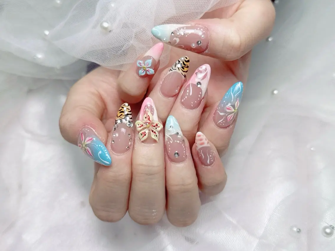 ネイル ハンドネイル ネイルサロン lotusのネイルデザイン