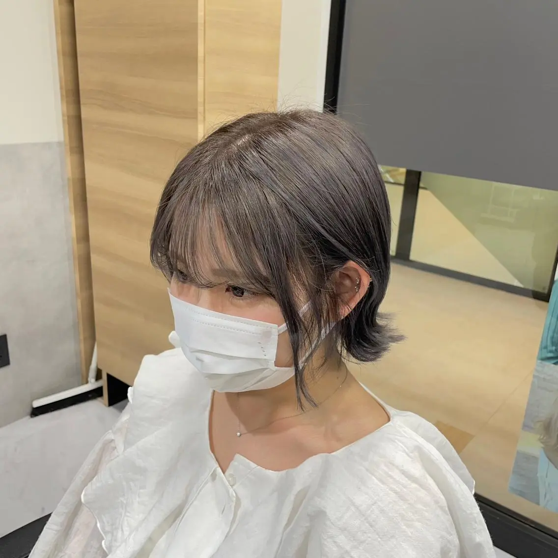 カラー ブリーチ ダブルカラー ハイトーンカラー ヘアカラー トリートメント 目黒 碧人のヘアスタイル