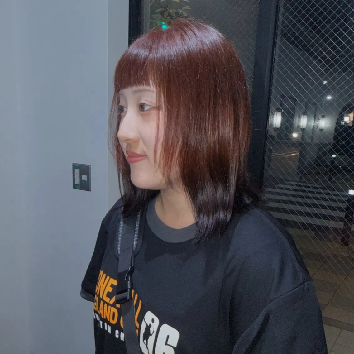 カラー 黒髪 オレンジ 🩵HOLLY🩵 ブリーチ🩵カレンのヘアスタイル