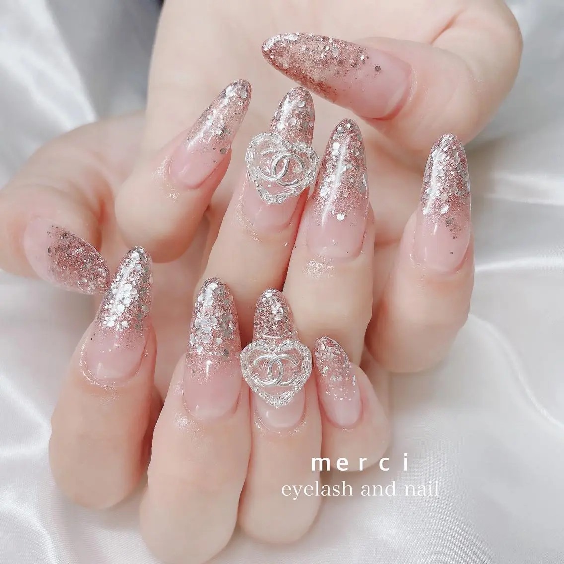 ネイル ハンドネイル merci nailのネイルデザイン