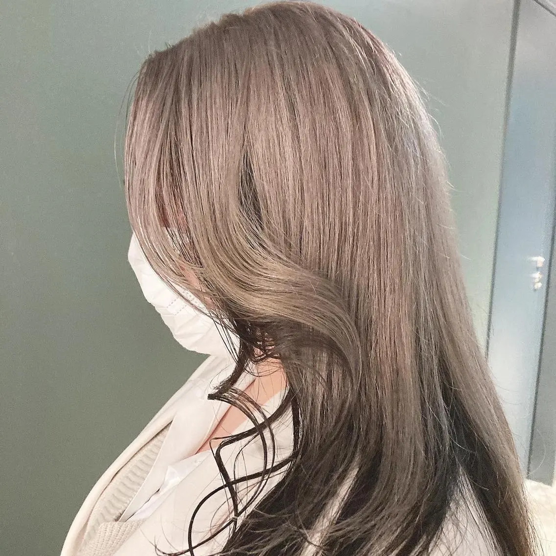 ロング カラー 黒髪 カット ヘアカラー トリートメント スキバサミを使わない カット🌼唯🌼のヘアスタイル