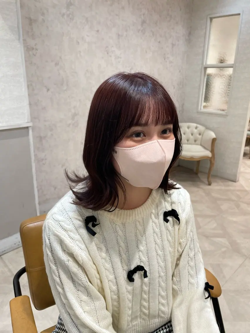 ミディアム 透明感カラー 🩶🩵🩷AIRIのヘアスタイル