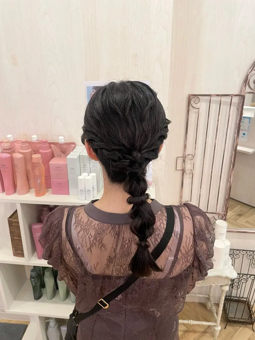 セミロング ヘアアレンジ ヘアセット ダブルカラー/ レイヤー🍒齋藤 澪のヘアスタイル