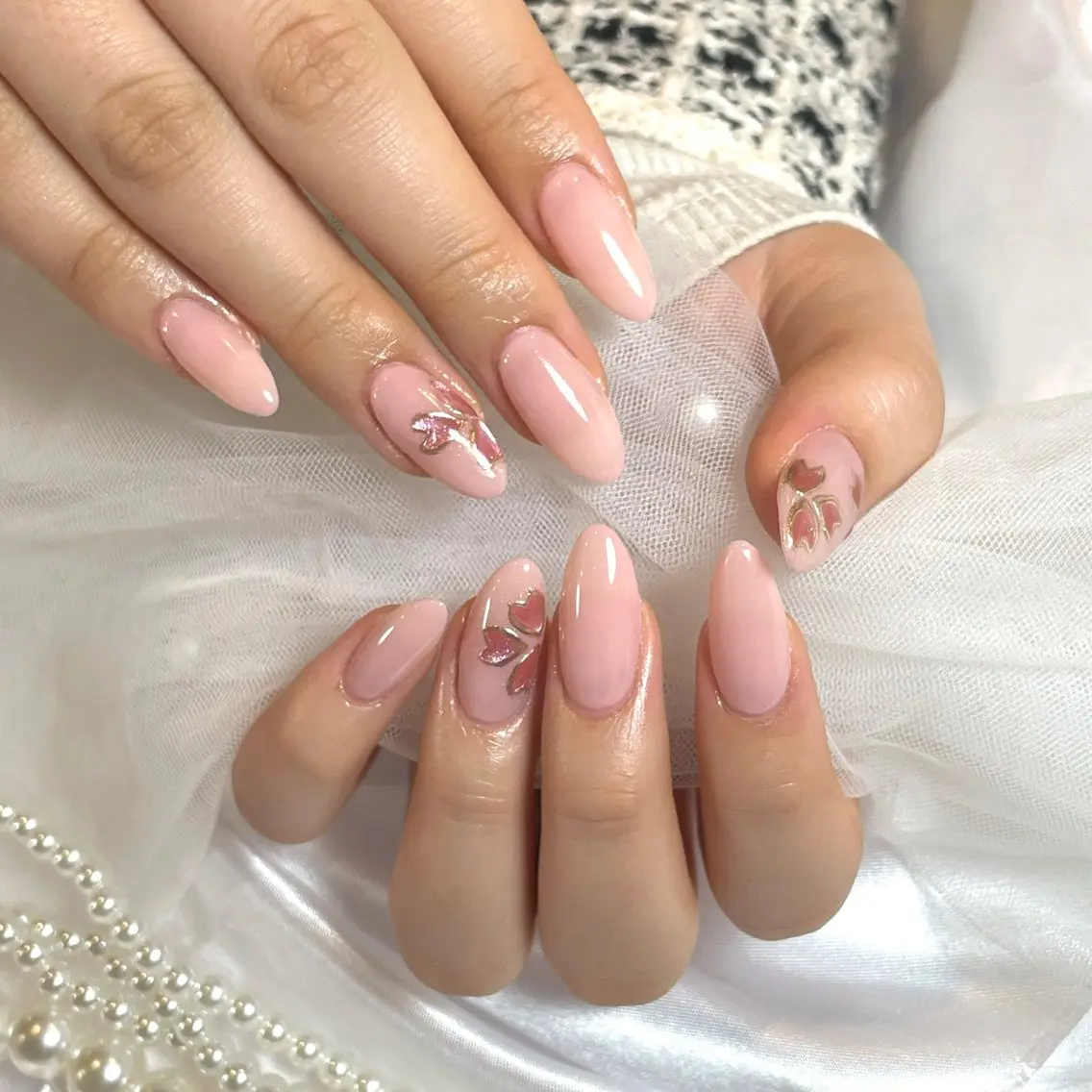 ネイル アートネイル マグネットネイル ミラーネイル ピンク ハンドネイル yurika 🌷.*･ﾟのネイルデザイン