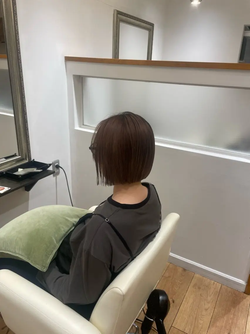 ショート ボブ 松浦 愛利花のヘアスタイル