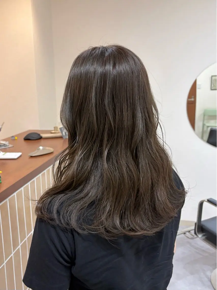 ミディアム カラー ベージュカラー 透明感カラー カット ヘアカラー トリートメント ハル🌸柔色/ ブリーチなし/艶髪のヘアスタイル