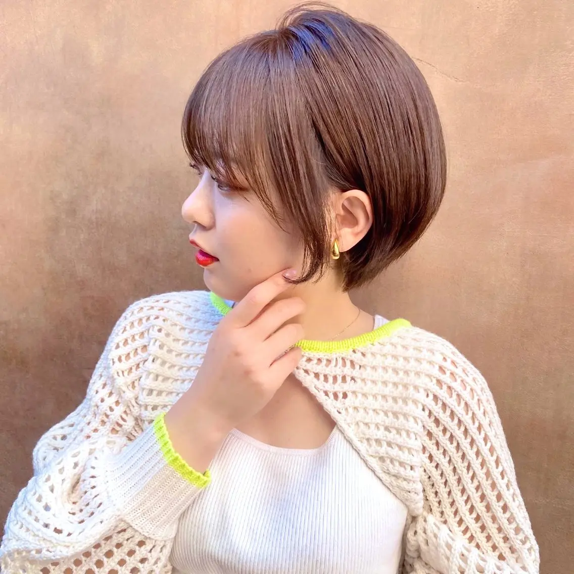 ショート カラー カット ヘアカラー トリートメント 岡野 静華のヘアスタイル