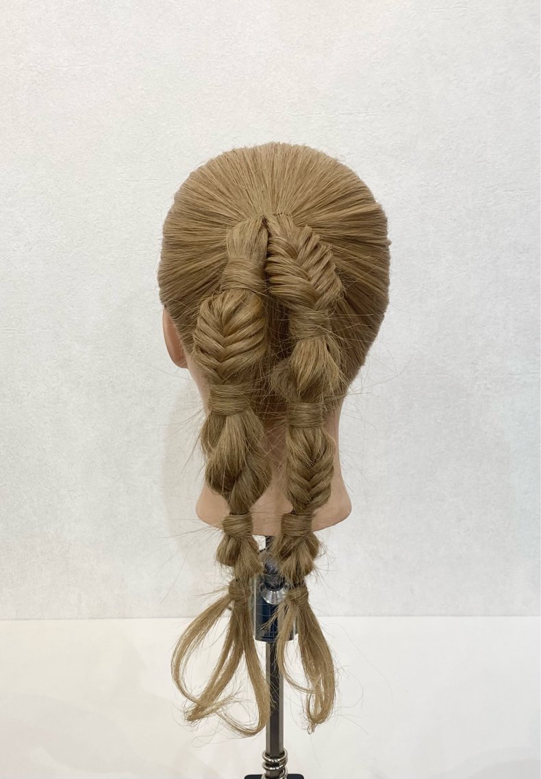 ヘアアレンジ Amor ももみのヘアスタイル