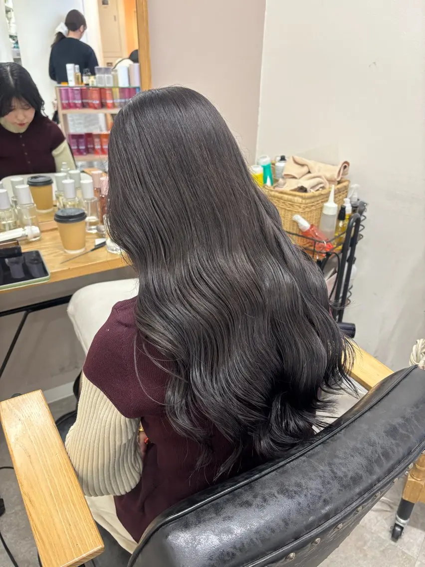 【✨肌が2トーン白く見える✨】◆似合わせカット+ダメージレスカラー+高保湿4ステップトリートメント◆の写真