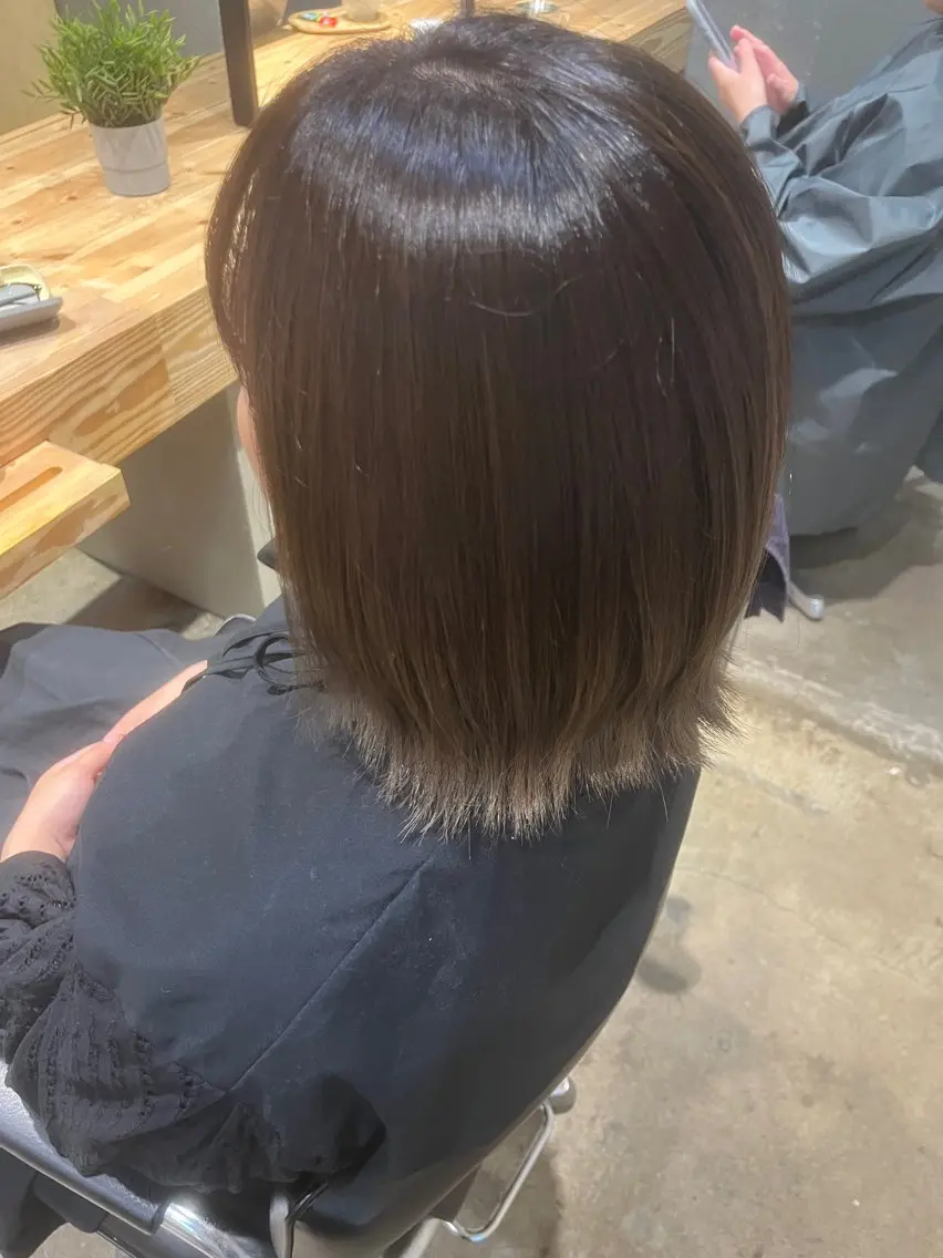 ミディアム カラー ヘアカラー 中村 波瑠のヘアスタイル