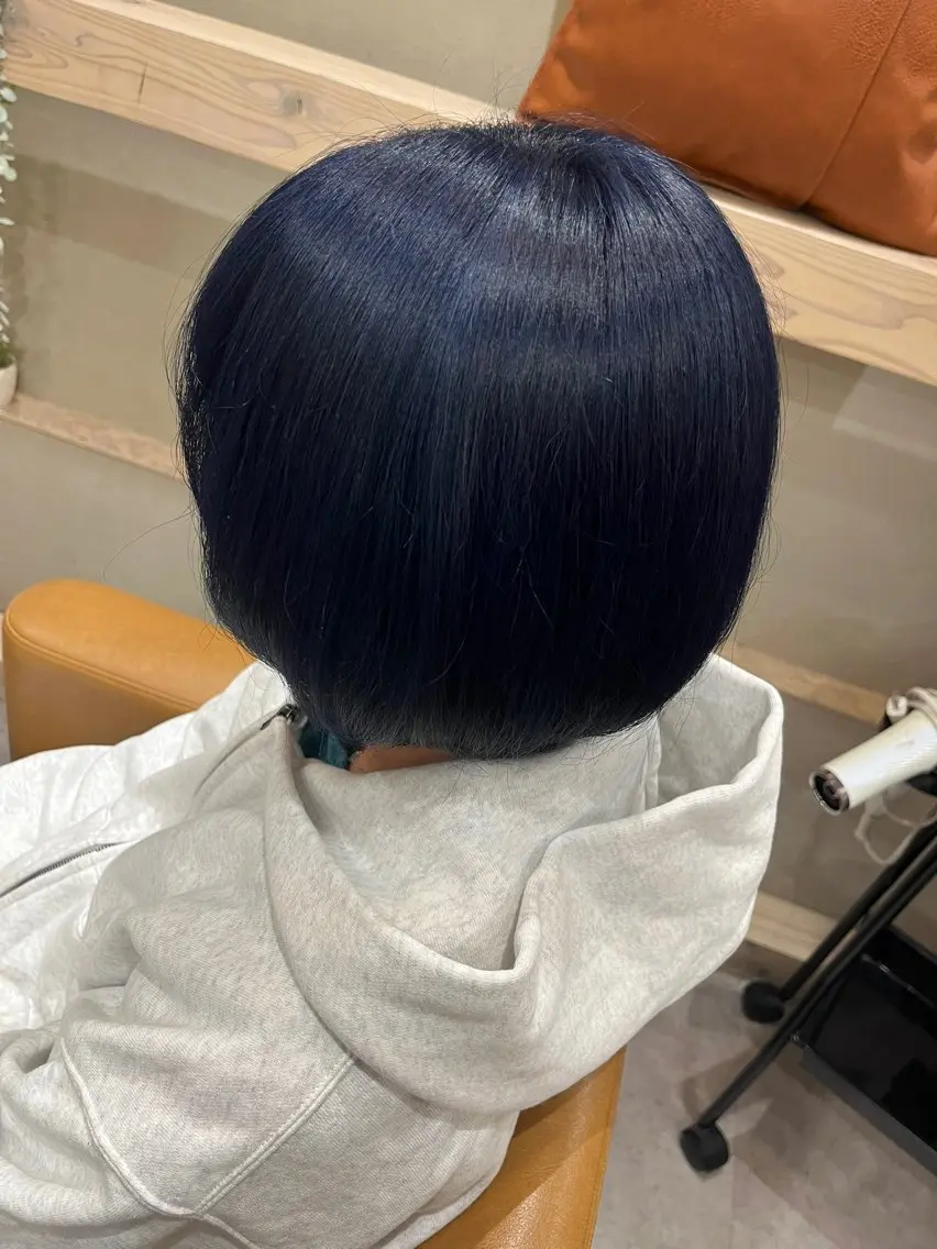 インナーカラー(ブリーチ込)の写真