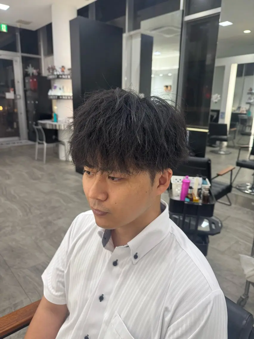 メンズ マッシュ メンズパーマ メンズヘア カット、パーマ特化のヘアスタイル