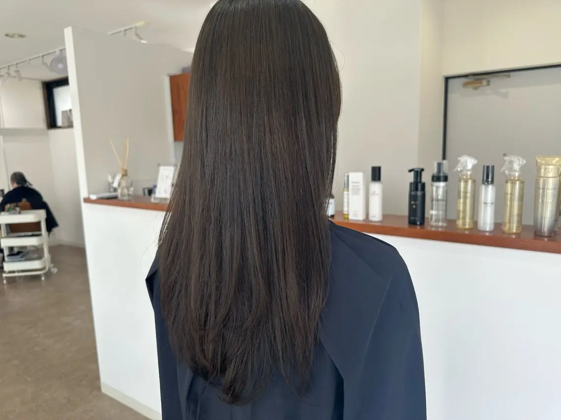 カラー 🍃 𝙍𝙀𝙉𝘼のヘアスタイル