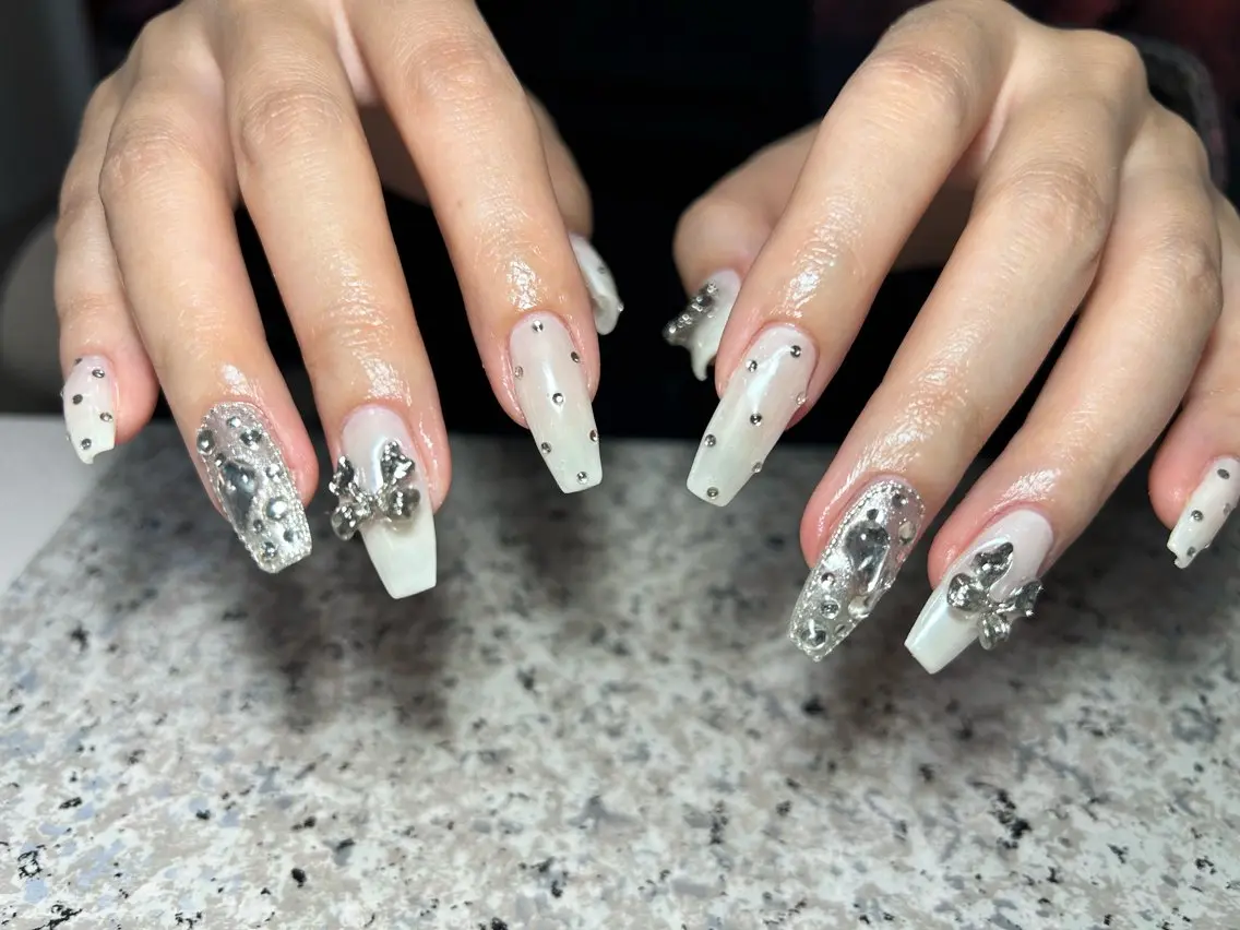 ネイル ハンドネイル nailroom‪ sb‪‪𓈒𓂂𓏸のネイルデザイン