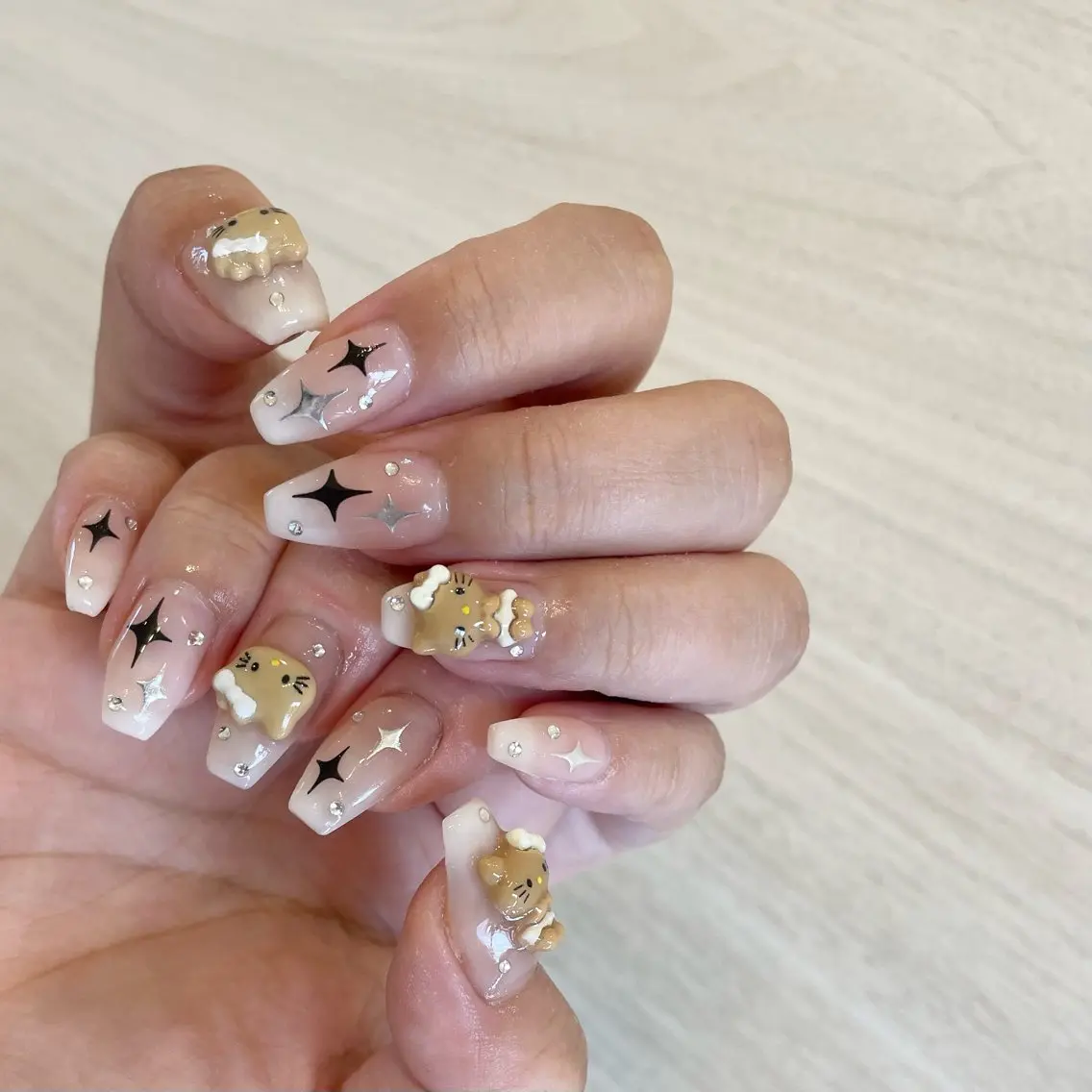 ネイル Nail Salon Gummi.のネイルデザイン