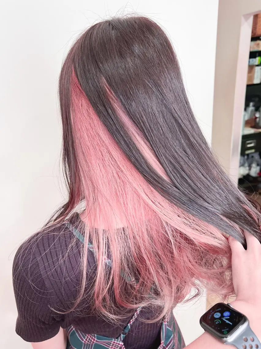 【ミニモ限定】☆人気No.2☆インナーカラー 内側ブリーチ+カラーの写真