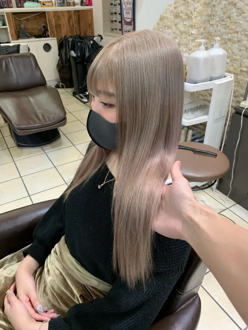 🌈人気No.2🌈ケアブリーチ＋カラー＋クイックトリートメントの写真