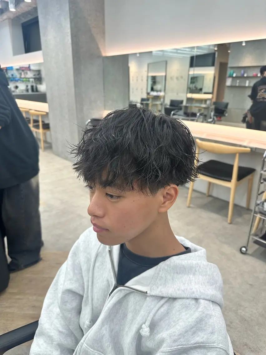 パーマ メンズ カット パーマ カット🔥パーマ特化 fifthりょう🔥のヘアスタイル