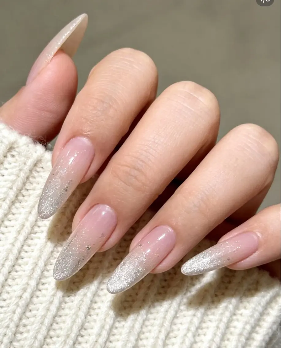 ネイル ハンドネイル Trend Nail シロのネイルデザイン
