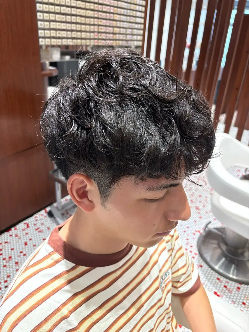 パーマ メンズ 篠田 綾乃のヘアスタイル