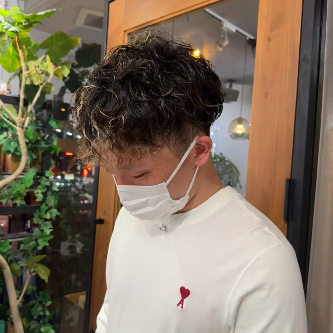パーマ メンズ メンズハイライト メンズパーマ カット パーマ 吉田 葉音のヘアスタイル