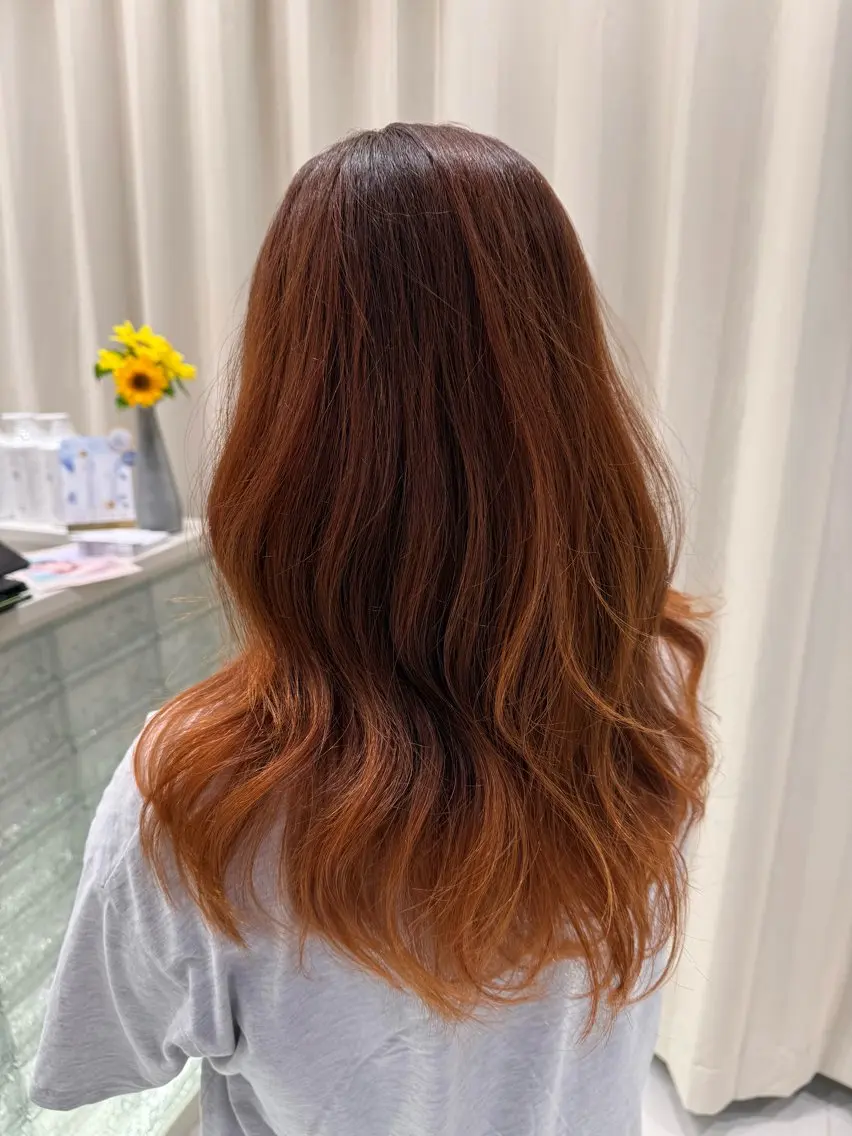 セミロング カラー ヘアカラー トリートメント キタド アミのヘアスタイル