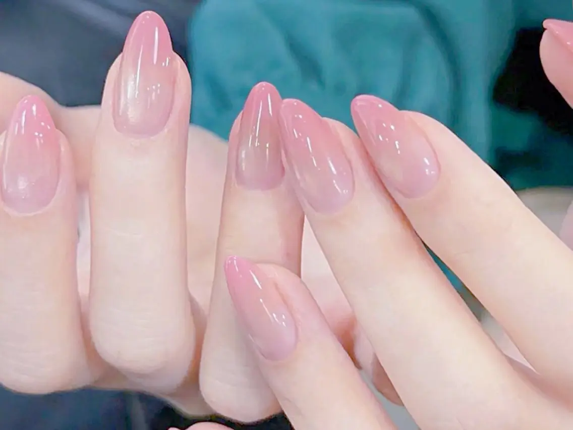 メンズ ネイル メンズ韓国風 オーロラネイル チークネイル 長さ出し フレンチネイル ハンドネイル ハンドケア NEW NAIL 池袋のネイルデザイン