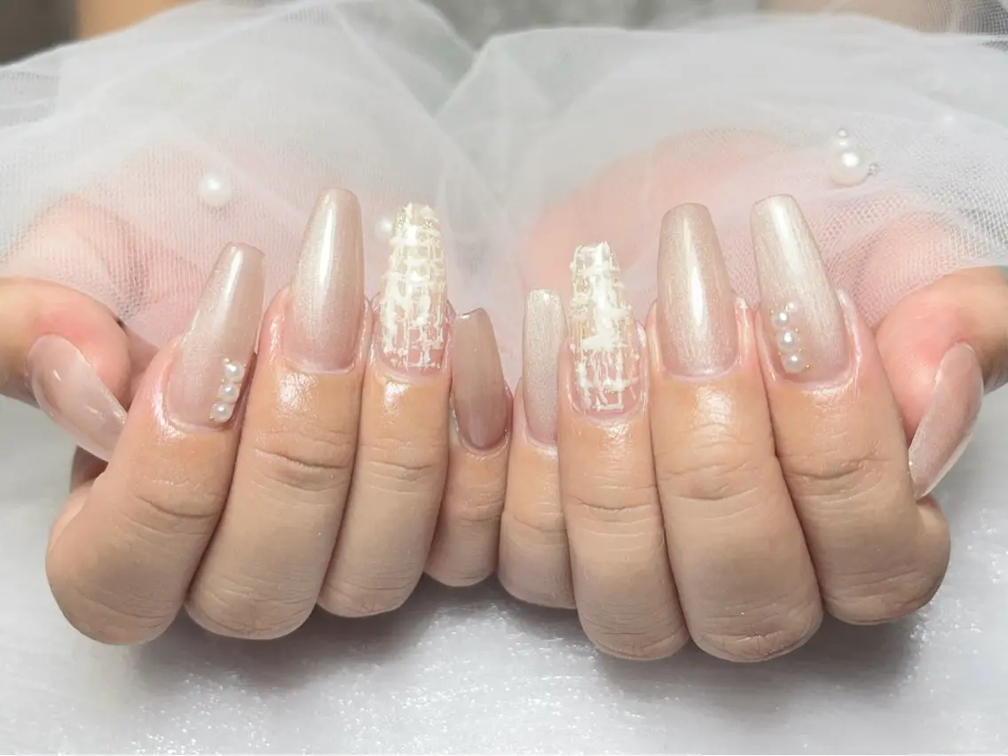 ネイル オーロラネイル チークネイル フットネイル フレンチネイル ジェルネイル ハンドネイル ハンドケア NEW NAIL💞 yuki🔥のネイルデザイン