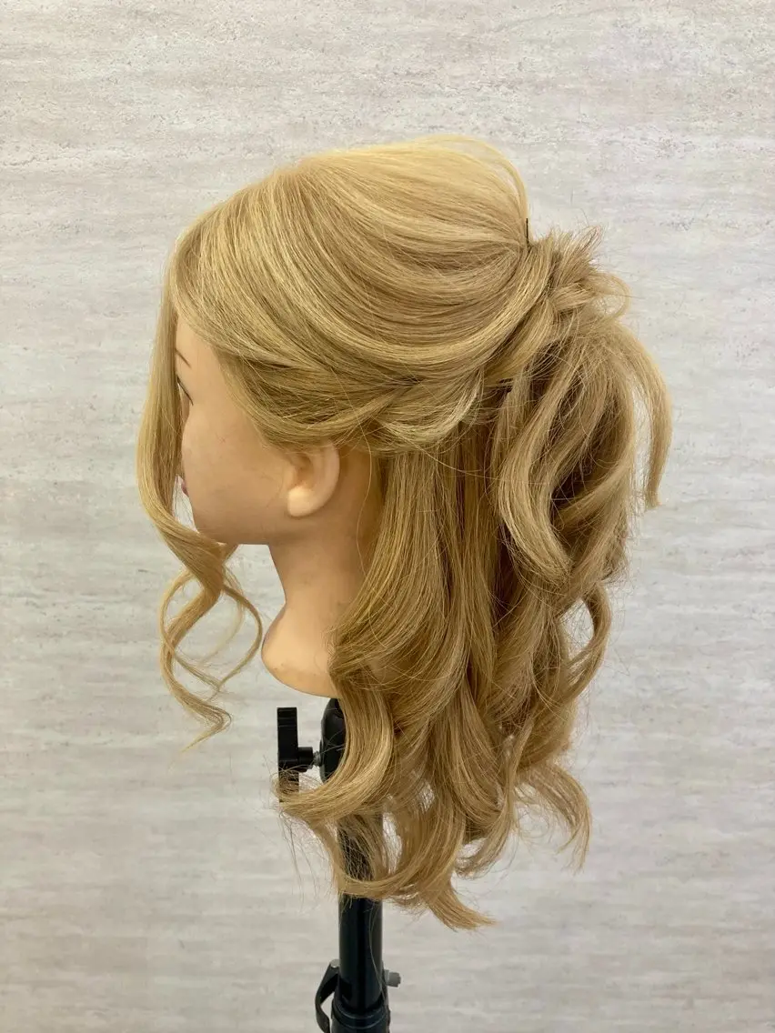 ヘアアレンジ ハーフアップ 杉山 理紗のその他イメージ