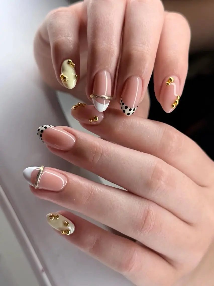 ネイル オフィスネイル ワンカラーネイル シンプルネイル TINA NAILのネイルデザイン
