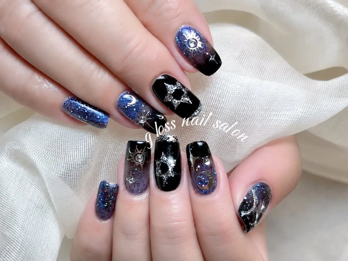 ネイル りこ🫧 gloss nailのネイルデザイン