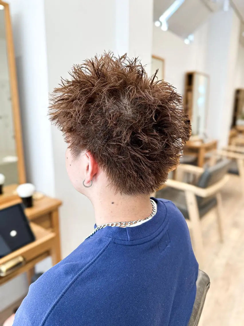 カラー メンズ スパイキーショート 透明感カラー ブリーチカラー🔥 パーマ【佐々木凌平】のヘアスタイル
