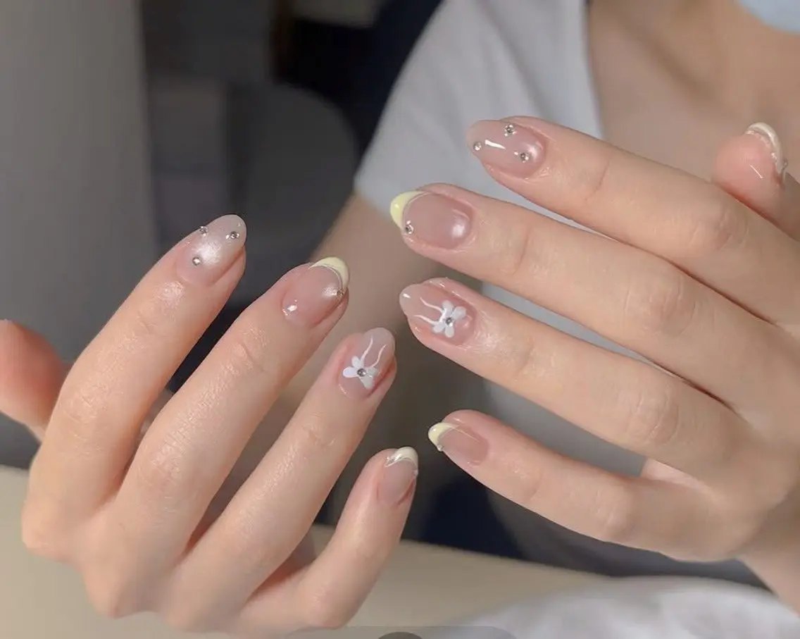 ネイル ジェルネイル マグネットネイル ハンドネイル YUKI NAILのネイルデザイン