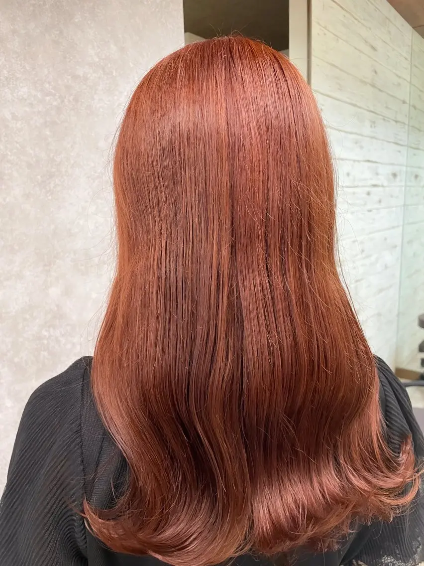 セミロング オレンジブラウン ヘアカラー トリートメント イワタ マハ/ minim hairのヘアスタイル