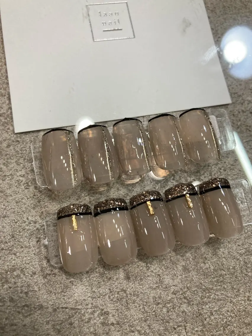 ネイル Legit nail salonのネイルデザイン
